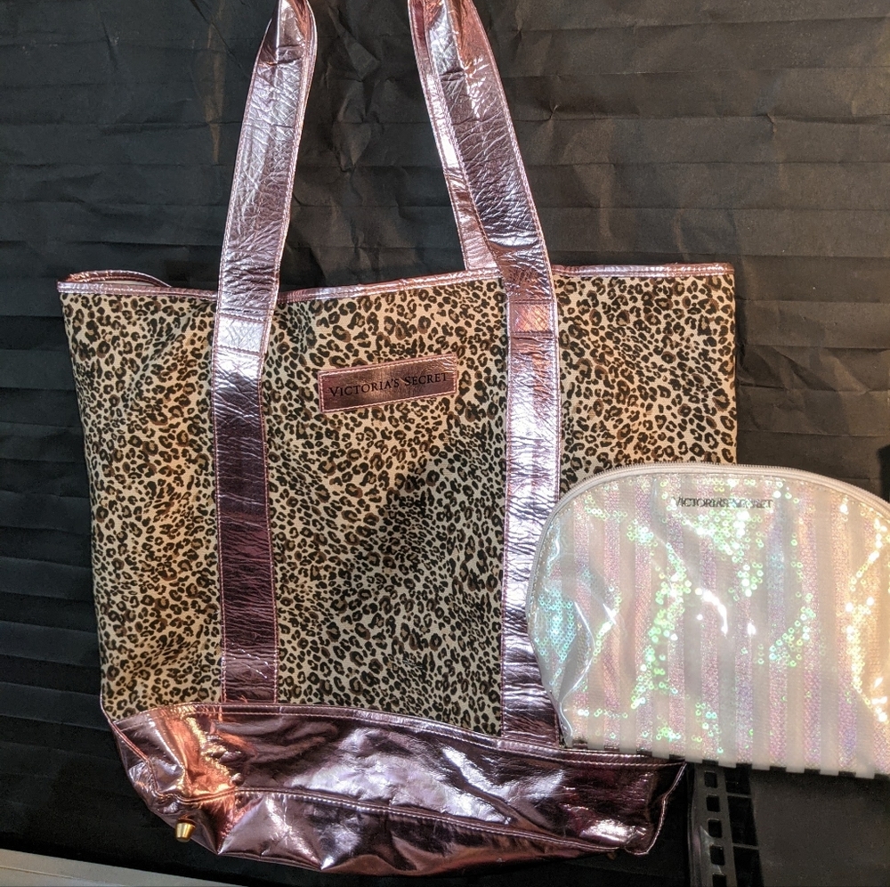 VS tote with Cosmo case